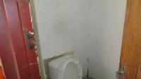 Staff Bathroom - 2 square meters of property in Protea Glen