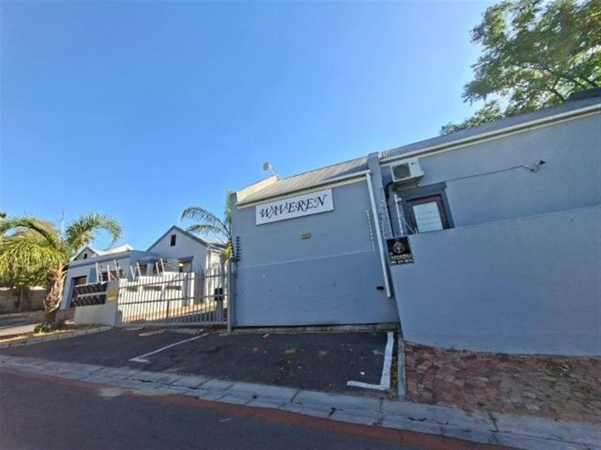 Front View of property in Wellington
