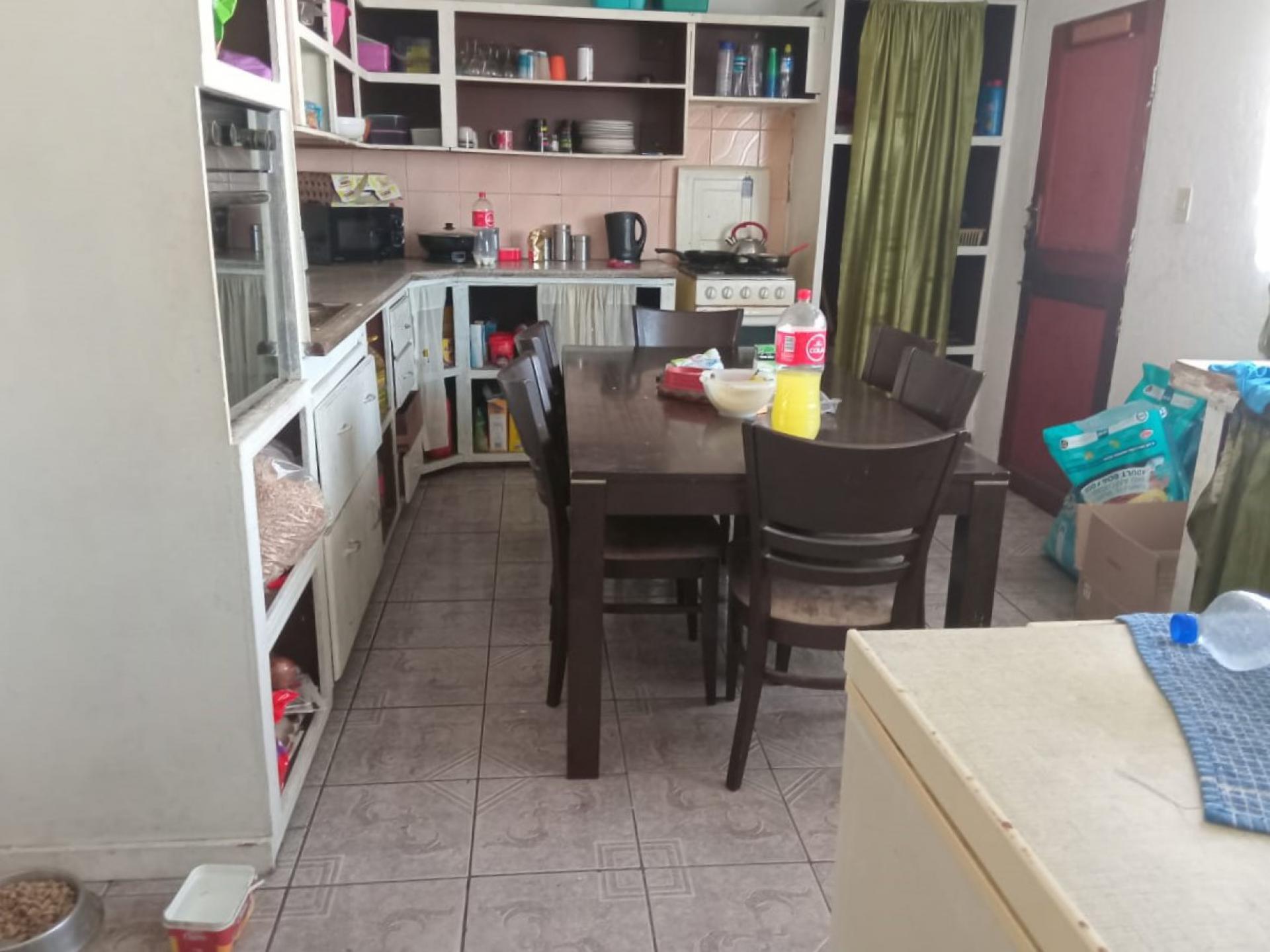 Kitchen of property in New Bethal East