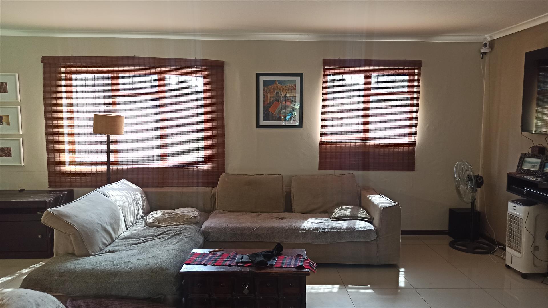 Lounges - 40 square meters of property in Malmesbury