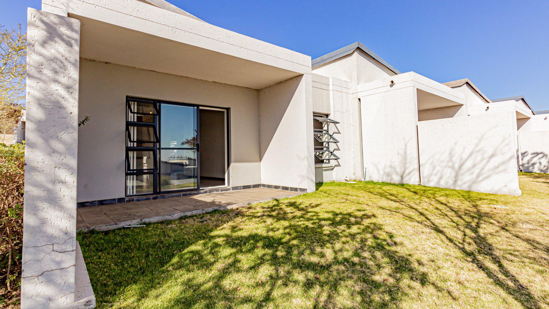 Patio of property in Zandspruit
