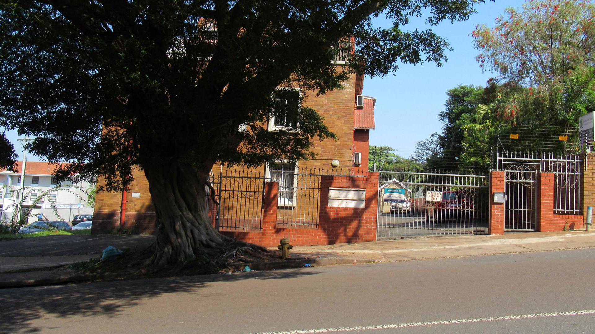 Front View of property in Bulwer (Dbn)