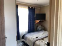 Main Bedroom - 10 square meters of property in Tsakane