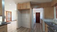 Kitchen - 10 square meters of property in Eldo View