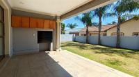 Patio of property in Eldo View