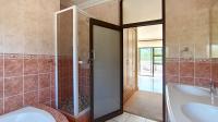 Main Bathroom - 9 square meters of property in Eldo View