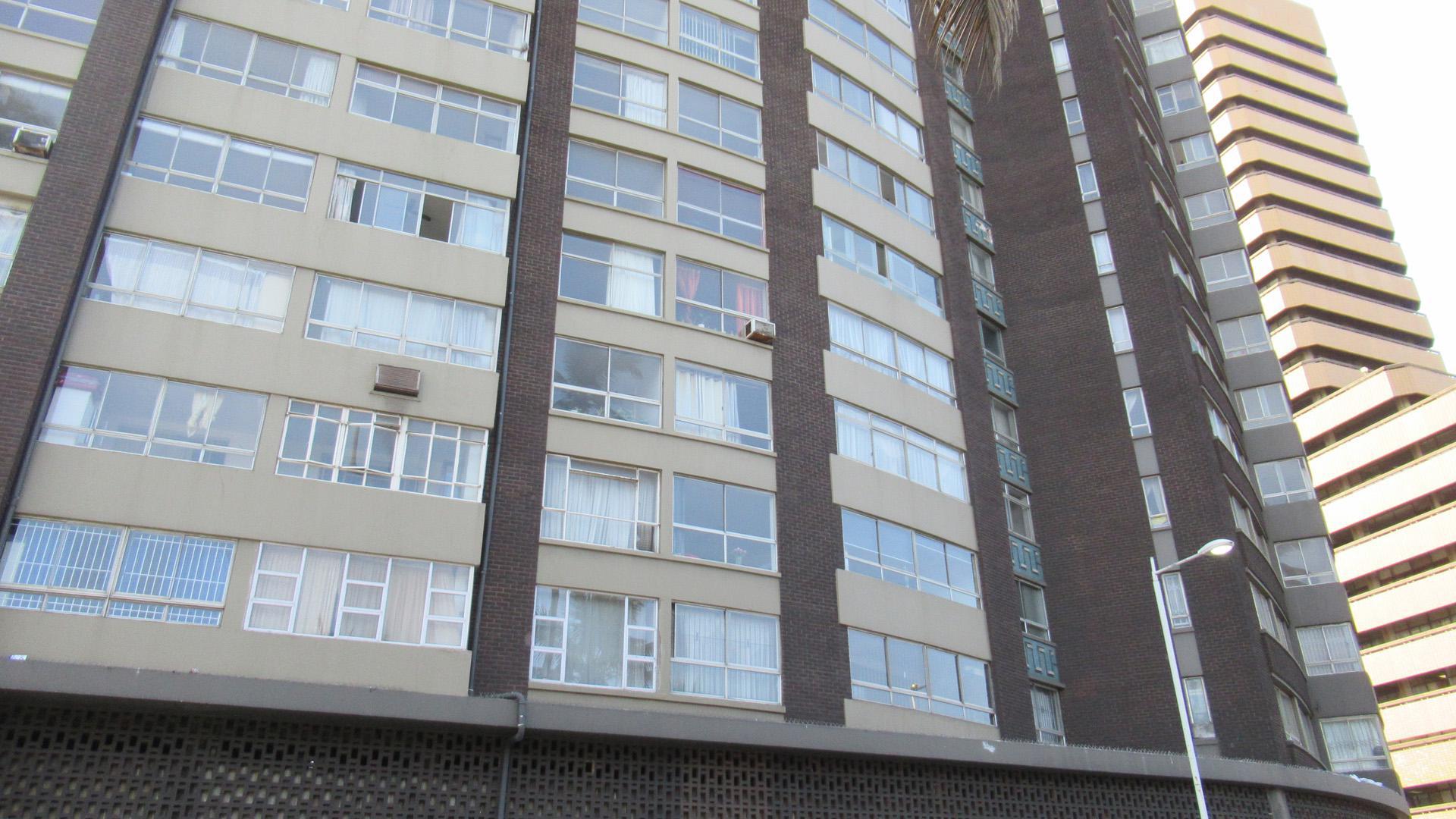 Nedbank Repossessed 2 Bedroom Sectional Title for Sale in Du