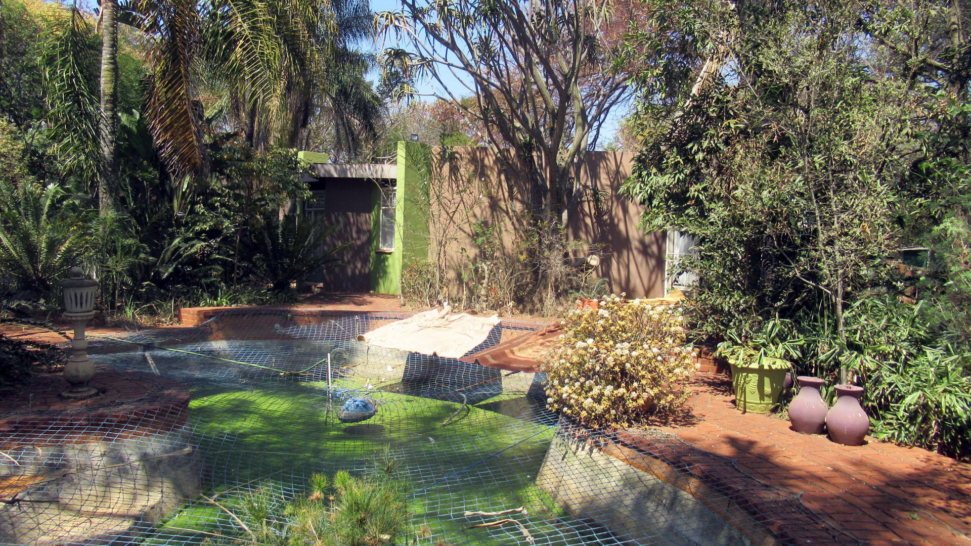 Backyard of property in Rynoue AH