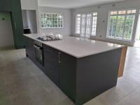 3 Bedroom 3 Bathroom House to Rent for sale in Kloof 
