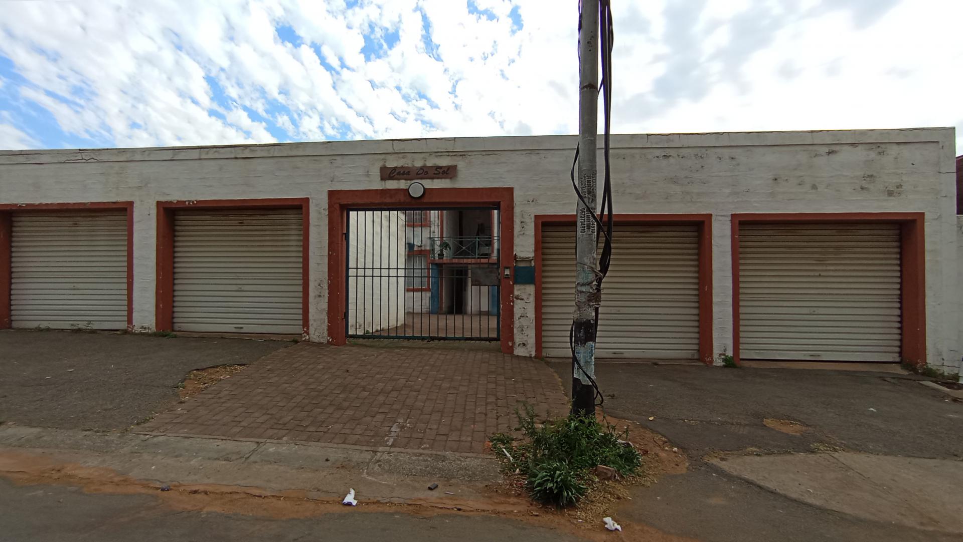Front View of property in Rosettenville