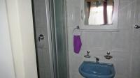 Bathroom 2 - 4 square meters of property in Lenasia South