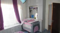 Bed Room 3 - 18 square meters of property in Lenasia South