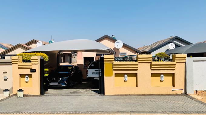 3 Bedroom House for Sale For Sale in Soshanguve - MR529987