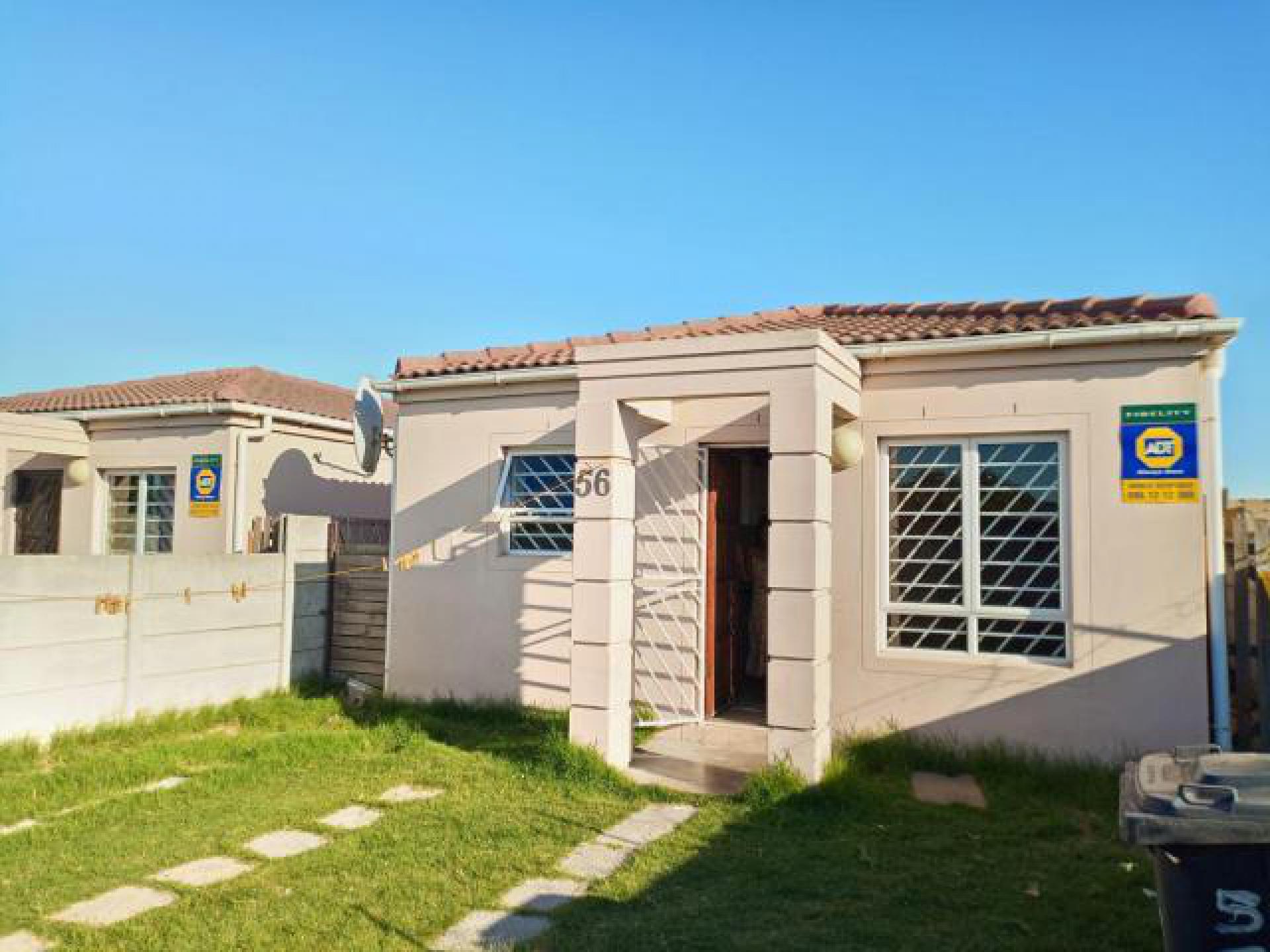 Front View of property in Kalkfontein