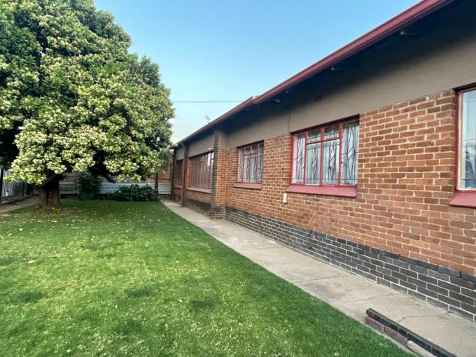 4 Bedroom House for Sale For Sale in Pretoria Gardens - MR530639