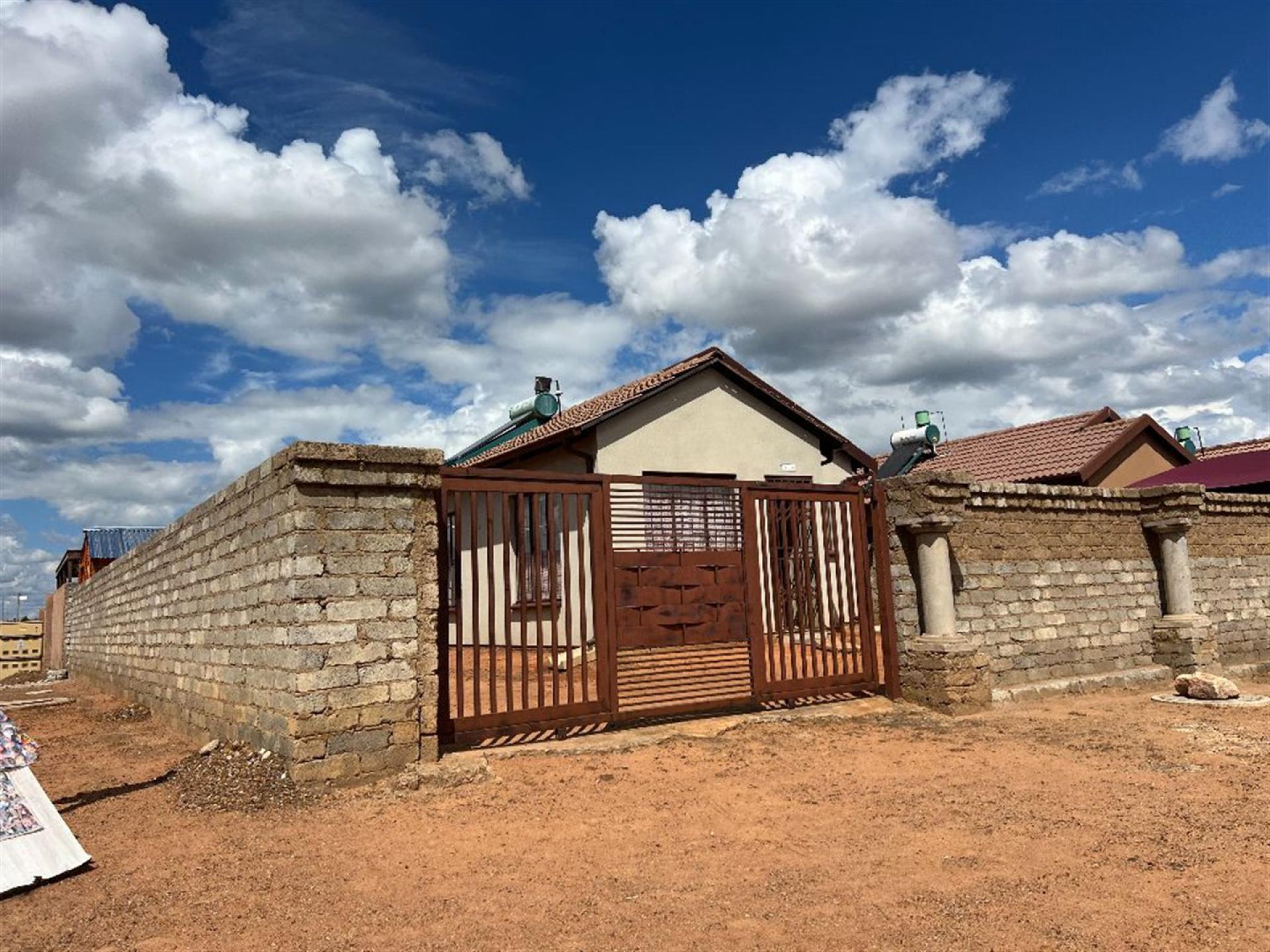 Front View of property in Soshanguve East