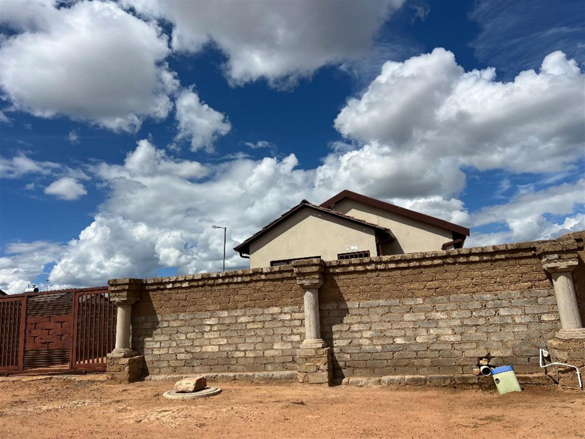 Front View of property in Soshanguve East