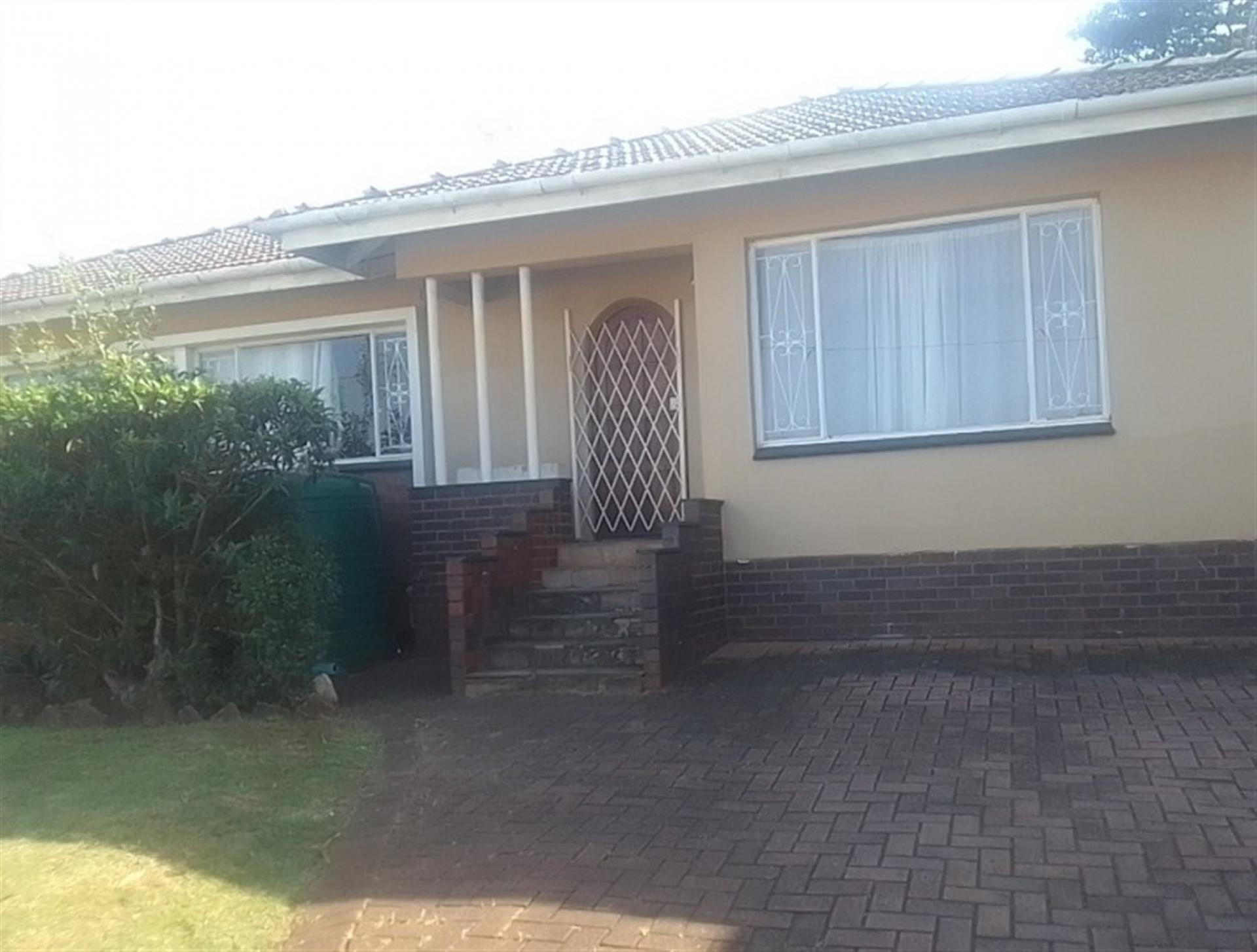 Front View of property in Umbilo 