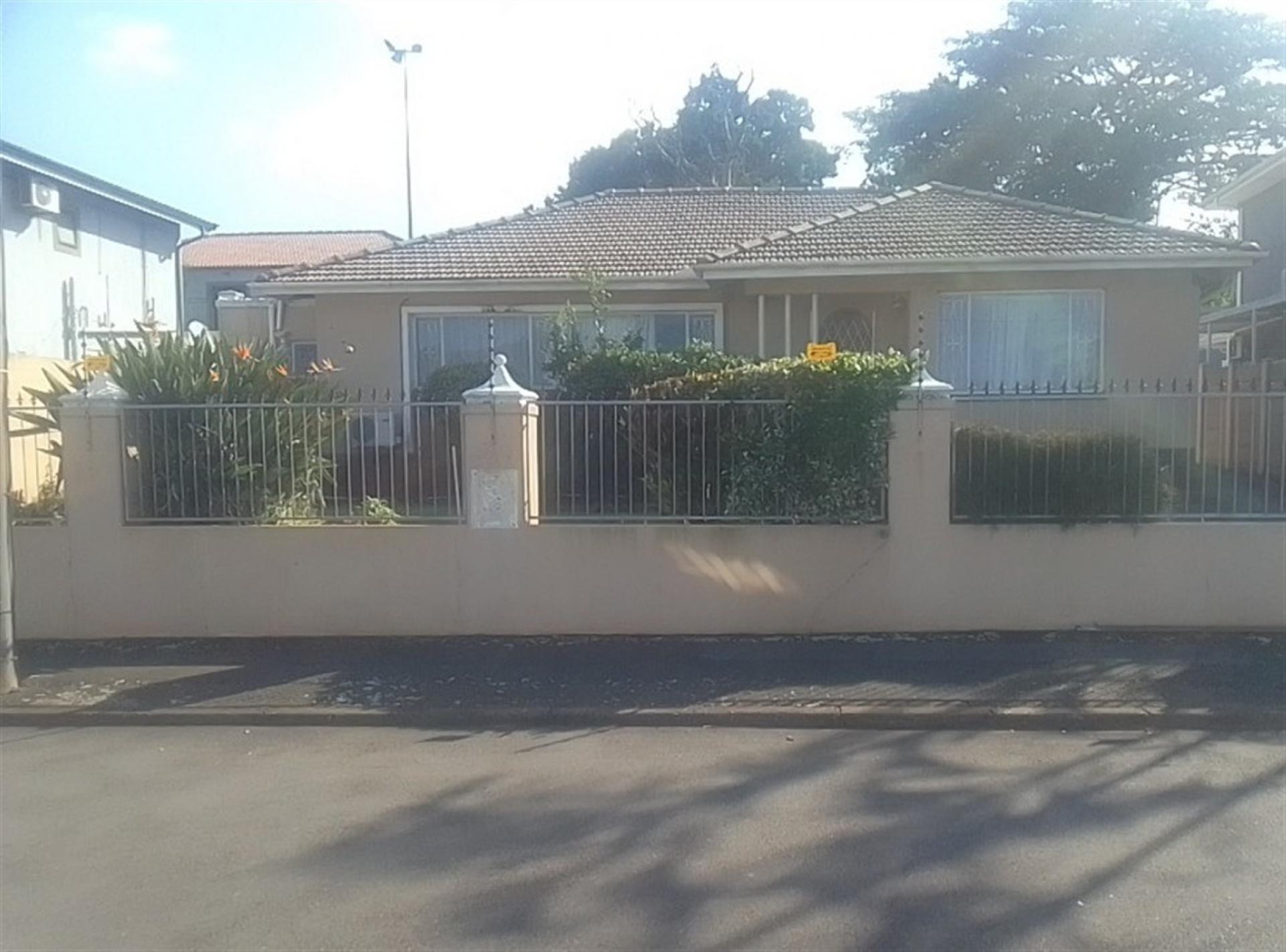 Front View of property in Umbilo 