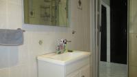 Main Bathroom - 6 square meters of property in Lenasia South