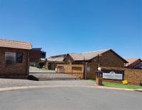 Front View of property in Witpoortjie