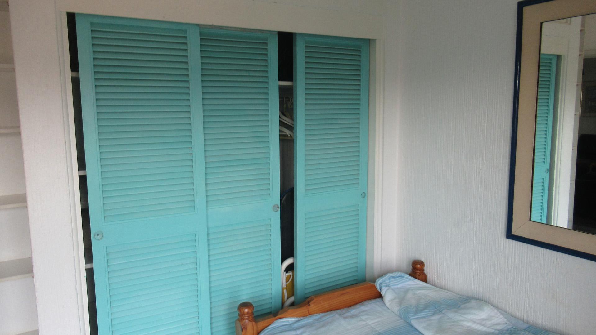Bed Room 1 - 11 square meters of property in Warner Beach