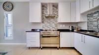 Kitchen - 12 square meters of property in Blue Hills