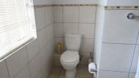 Main Bathroom - 7 square meters of property in Craigavon A.H.