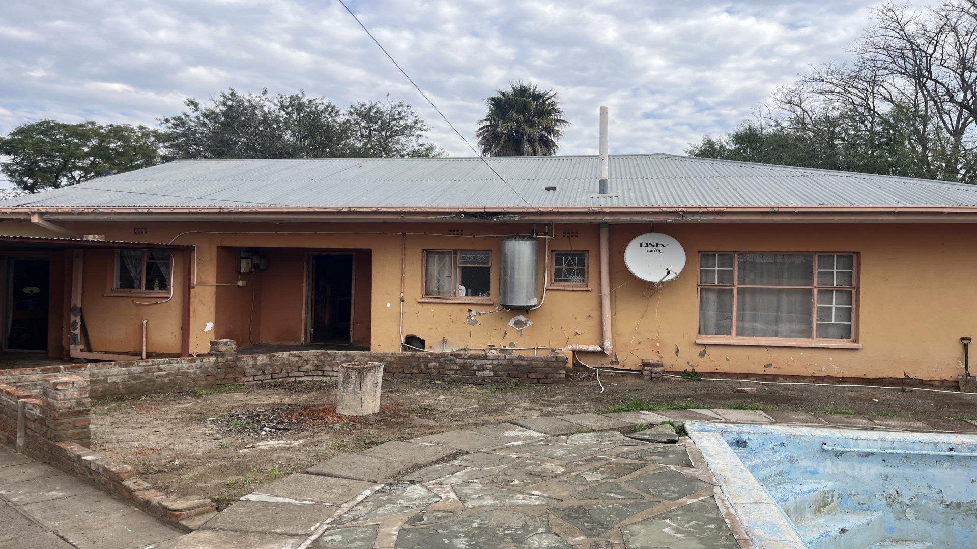 Backyard of property in Beaufort West