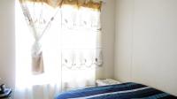 Bed Room 1 - 8 square meters of property in Klarinet