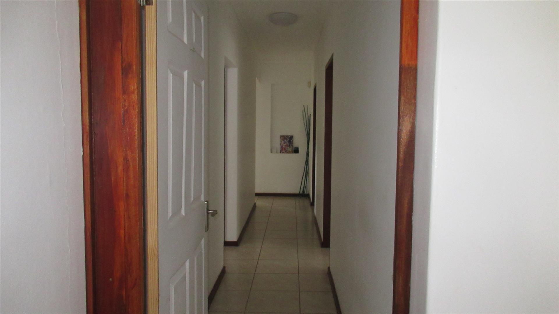 Spaces - 62 square meters of property in Port Edward