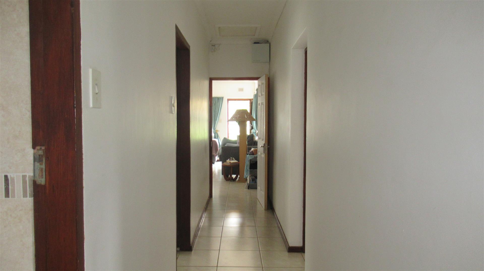 Spaces - 62 square meters of property in Port Edward