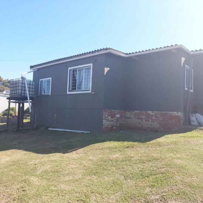 2 Bedroom House for Sale For Sale in Ocean View - DBN - MR531686