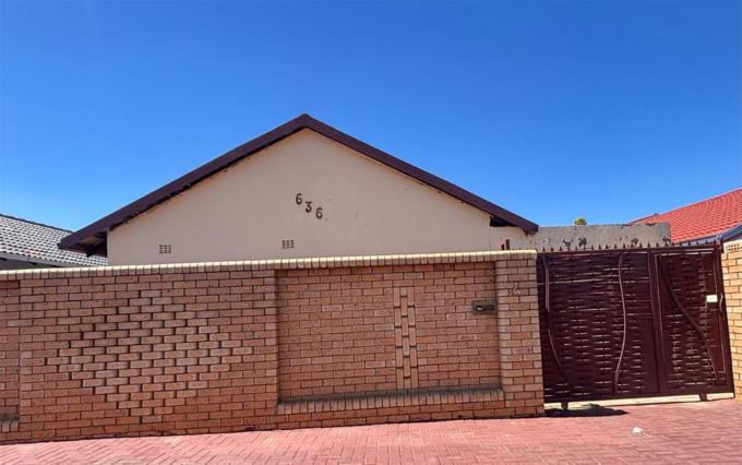 Standard Bank SIE Sale In Execution 3 Bedroom House for Sale in Protea North - MR531870