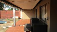 Patio - 43 square meters of property in Veld En Vlei