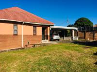 3 Bedroom 1 Bathroom House for Sale for sale in Montclair (Dbn)