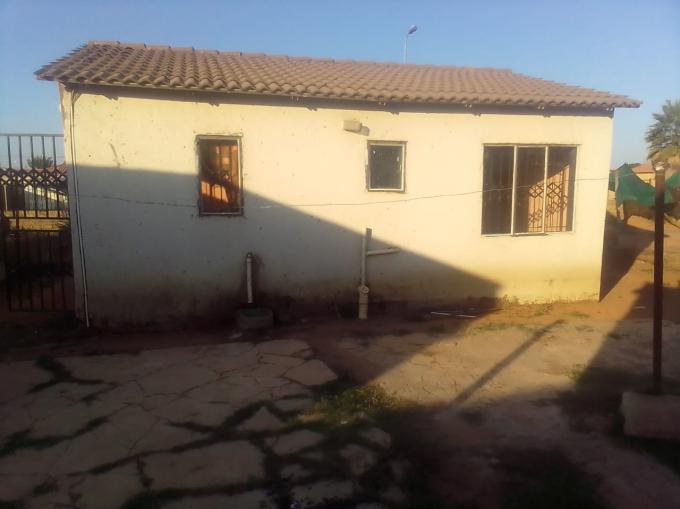 2 Bedroom House for Sale and to Rent For Sale in Mamelodi - MR532143