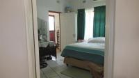 Bed Room 1 - 18 square meters of property in Margate