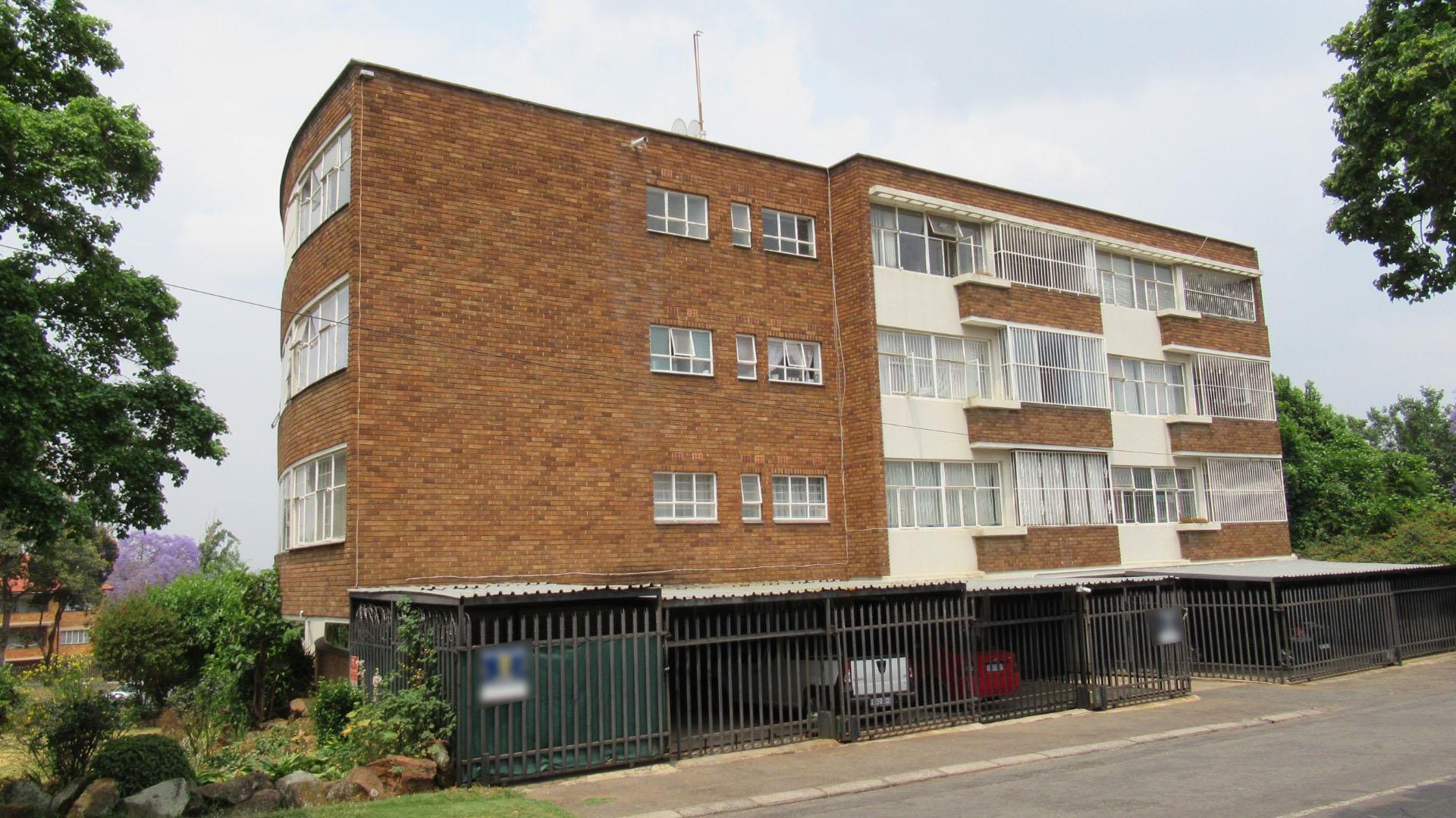 Front View of property in Cyrildene