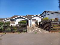 2 Bedroom 1 Bathroom House for Sale for sale in Montclair (Dbn)