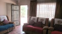 Lounges - 33 square meters of property in Verulam 