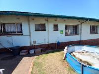  of property in Montclair (Dbn)