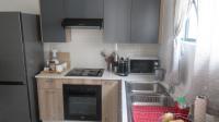 Kitchen - 7 square meters of property in Linbro Park A.H.