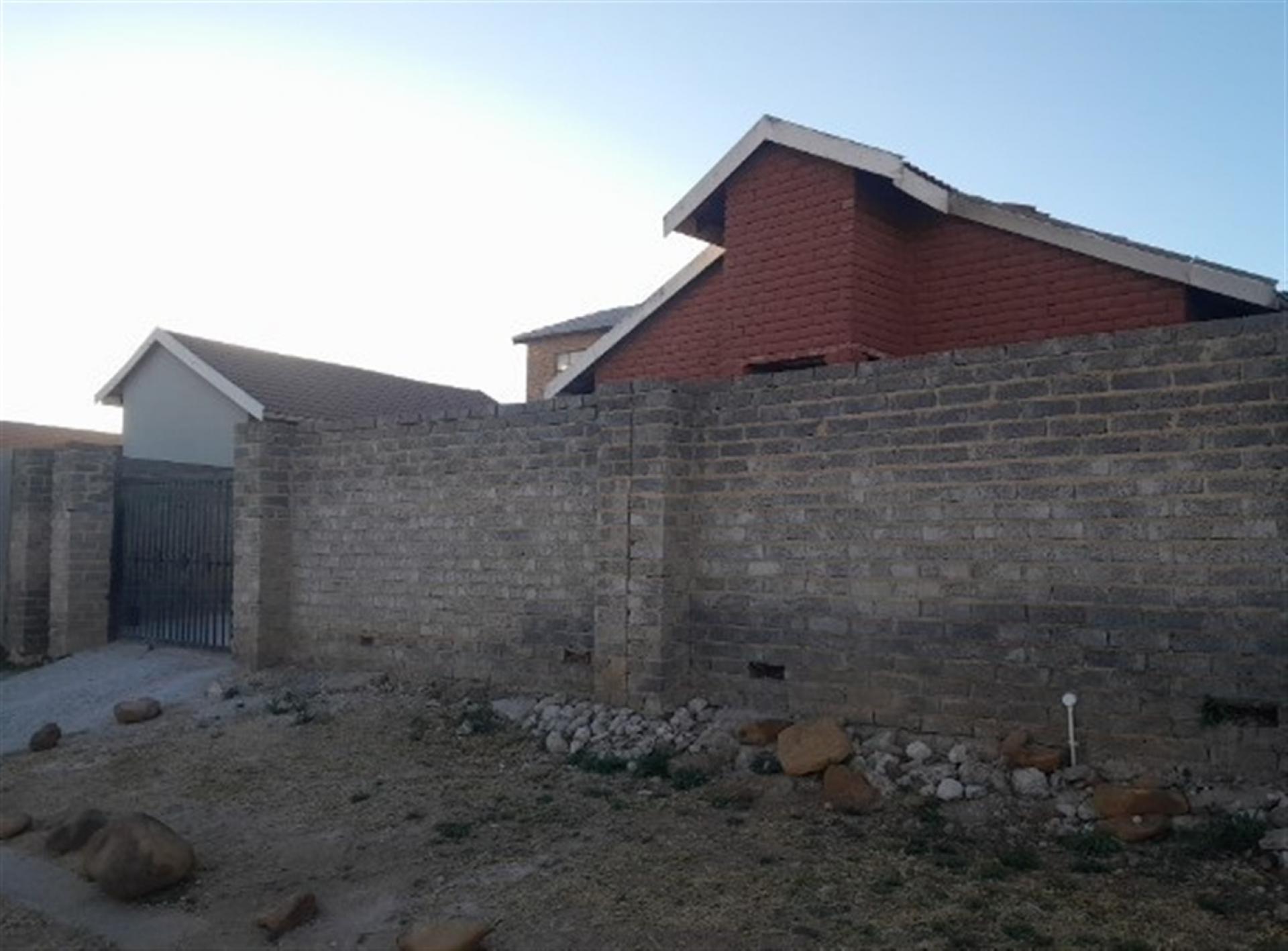 Front View of property in Cosmo City