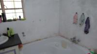Bathroom 1 - 10 square meters of property in Florida