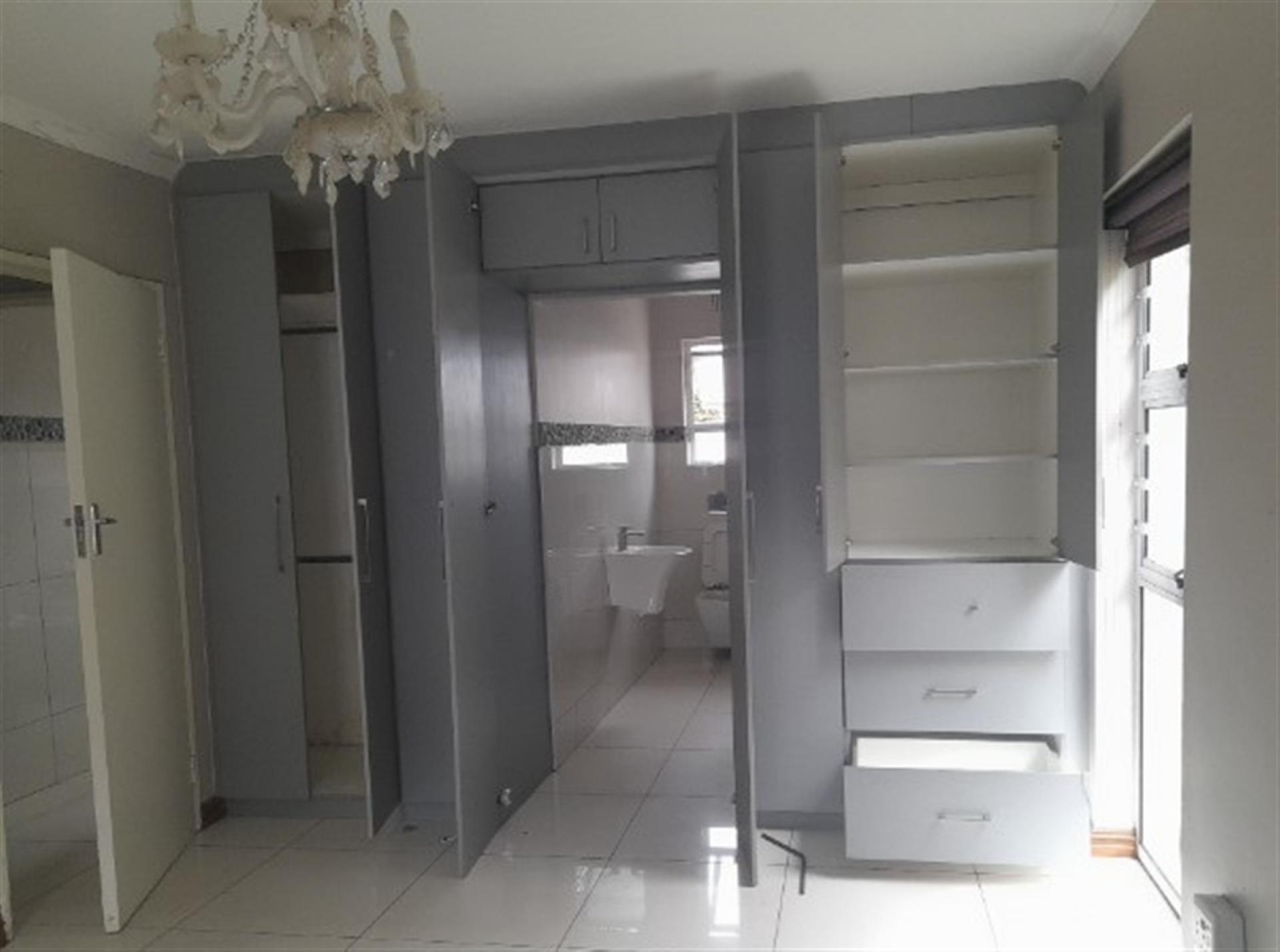 Main Bedroom of property in Paarl
