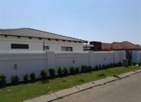 Front View of property in Ermelo