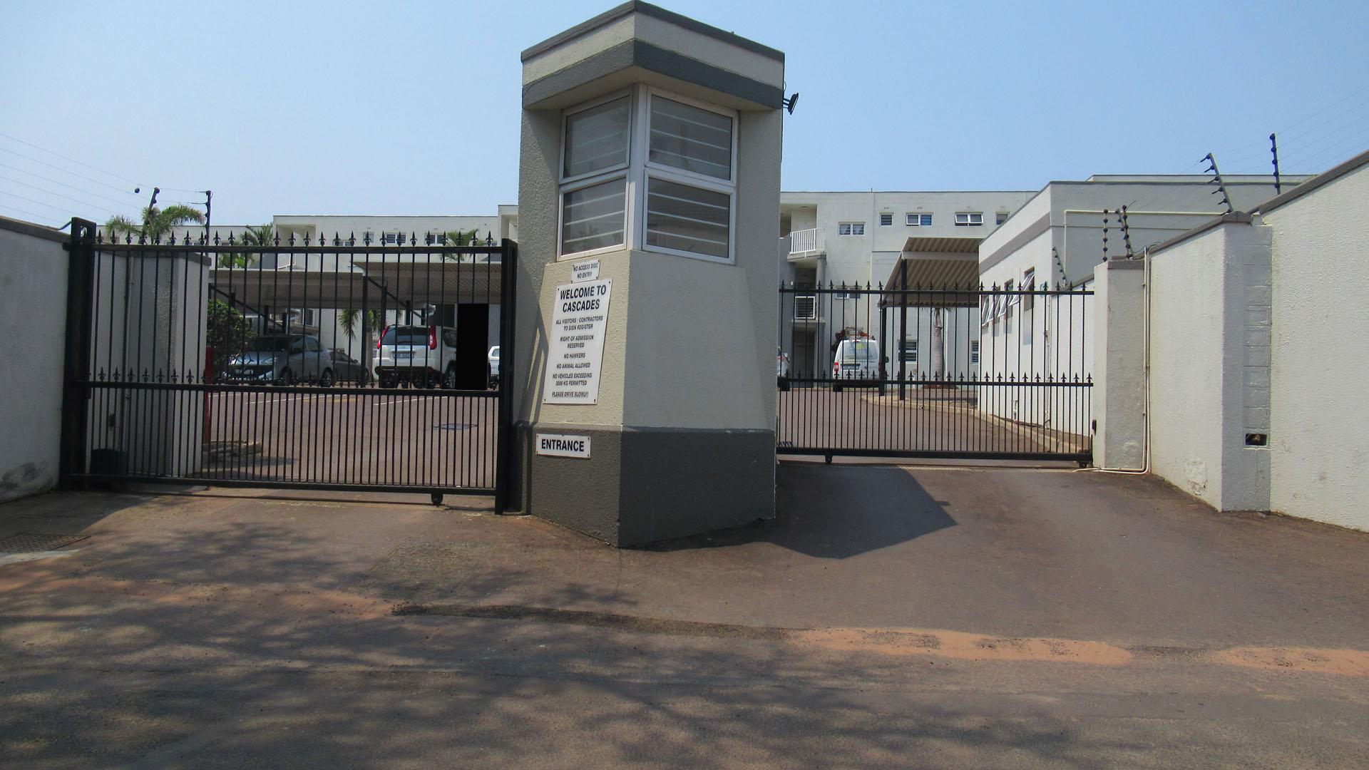 Front View of property in Umdloti 