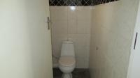 Guest Toilet - 3 square meters of property in Castleview