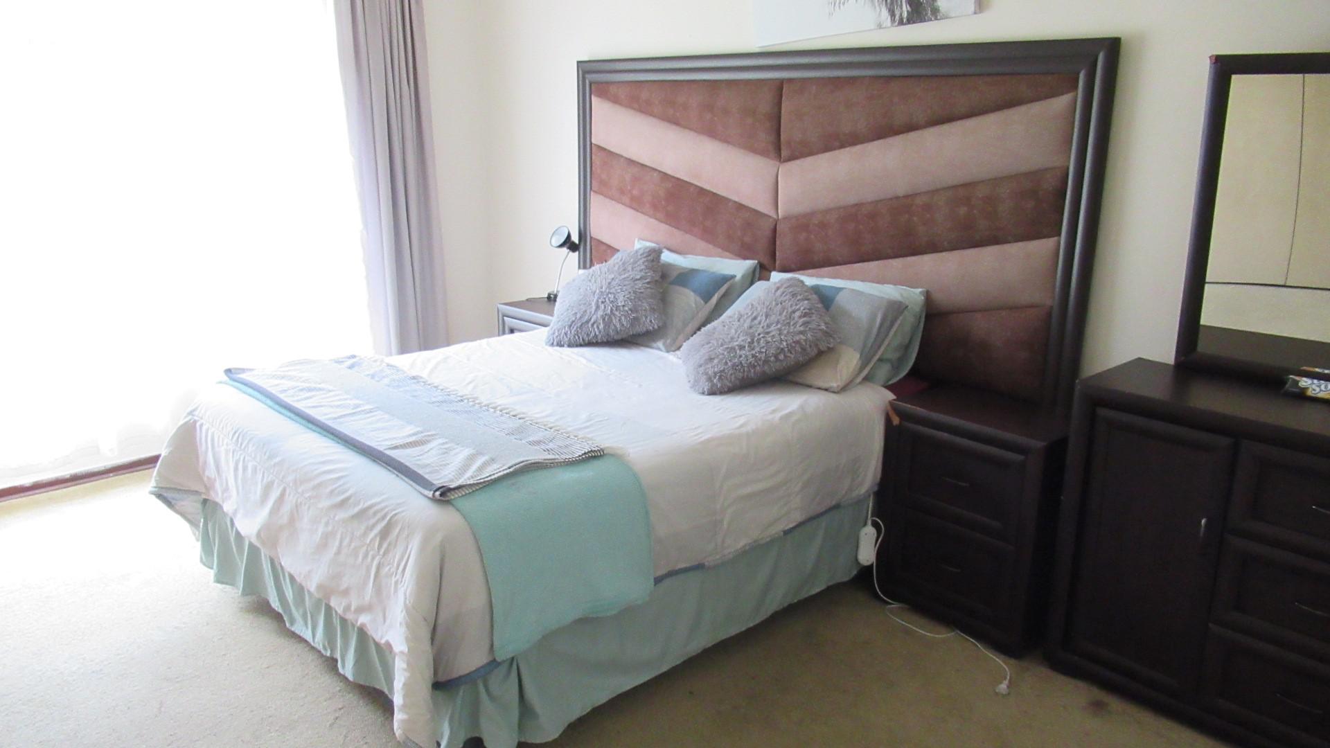 Main Bedroom - 26 square meters of property in Sasolburg